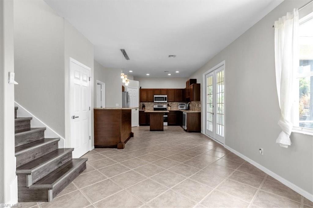 17404 Delaware RD photo 6