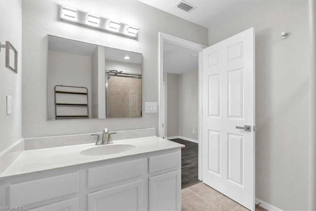 17404 Delaware RD photo 22