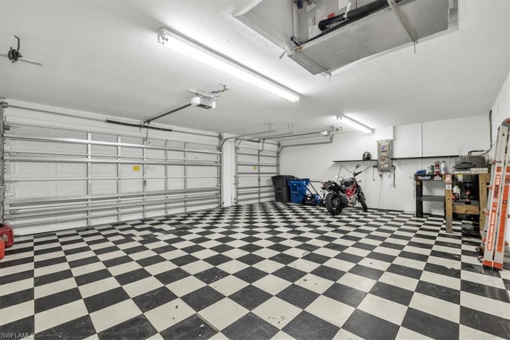 17404 Delaware RD photo 32