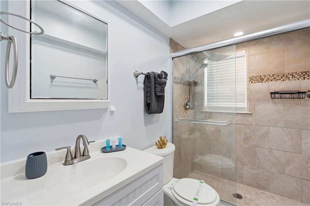 1421 SE 29th TER photo 29
