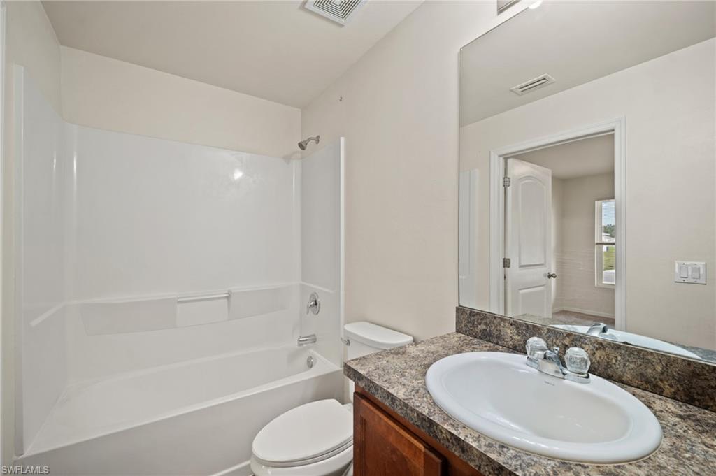18321 Gibraltar LN photo 13