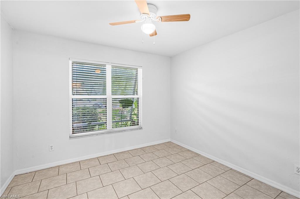 15064 Cloverdale DR photo 20
