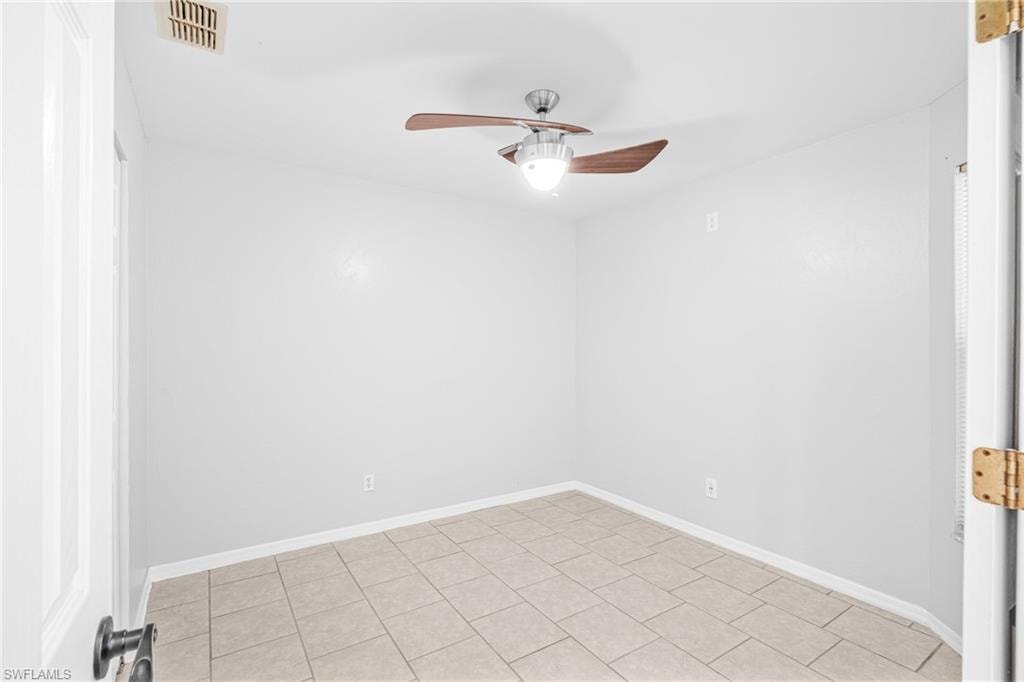 15064 Cloverdale DR photo 18