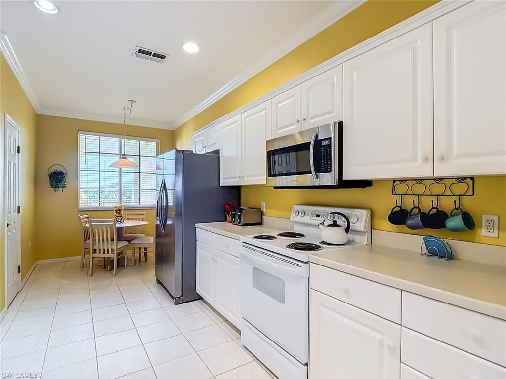 20061 Sanibel View CIR 203 photo 13