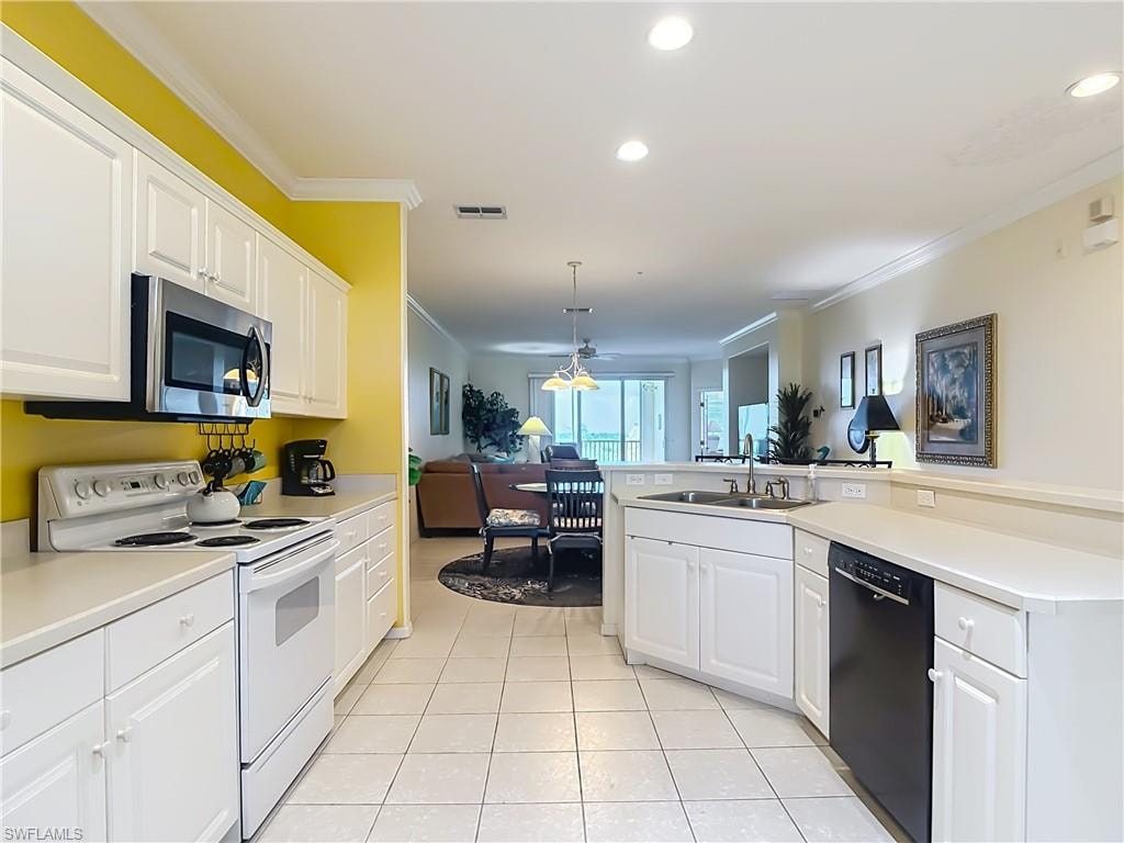 20061 Sanibel View CIR 203 photo 9