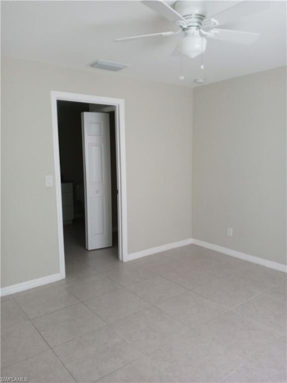 219 SE Van Loon TER photo 9