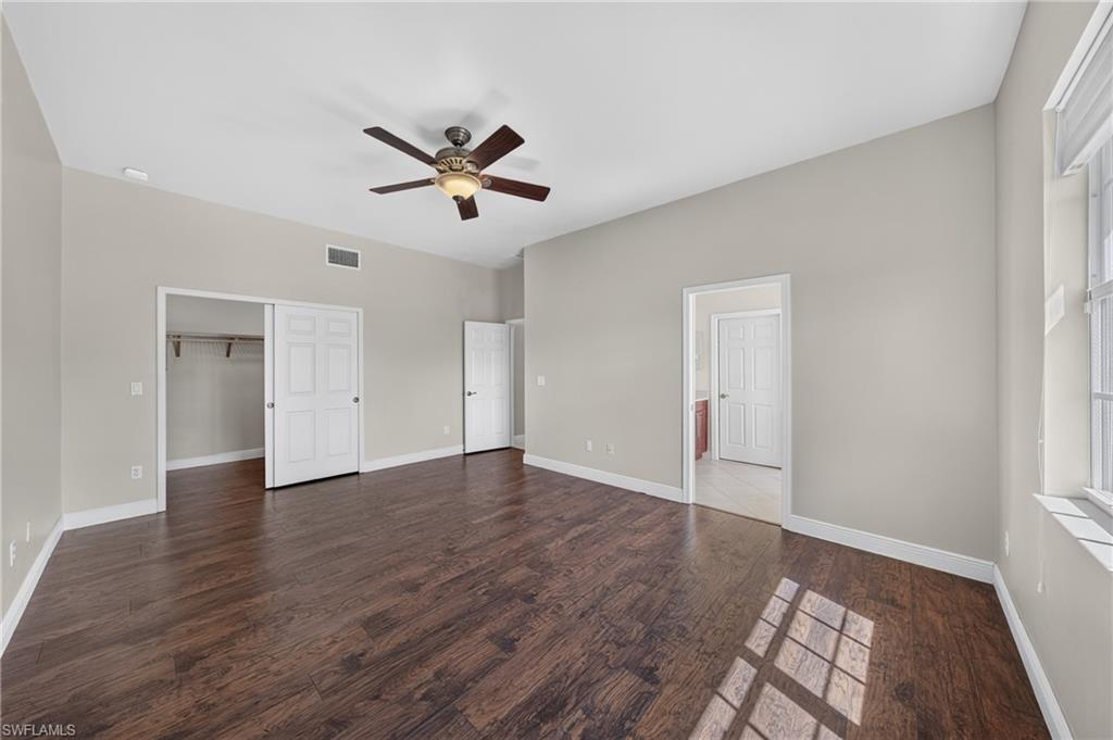 13954 Bently CIR photo 20