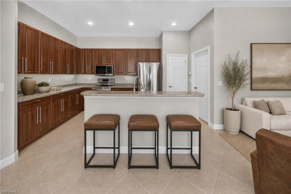 13954 Bently CIR photo 15