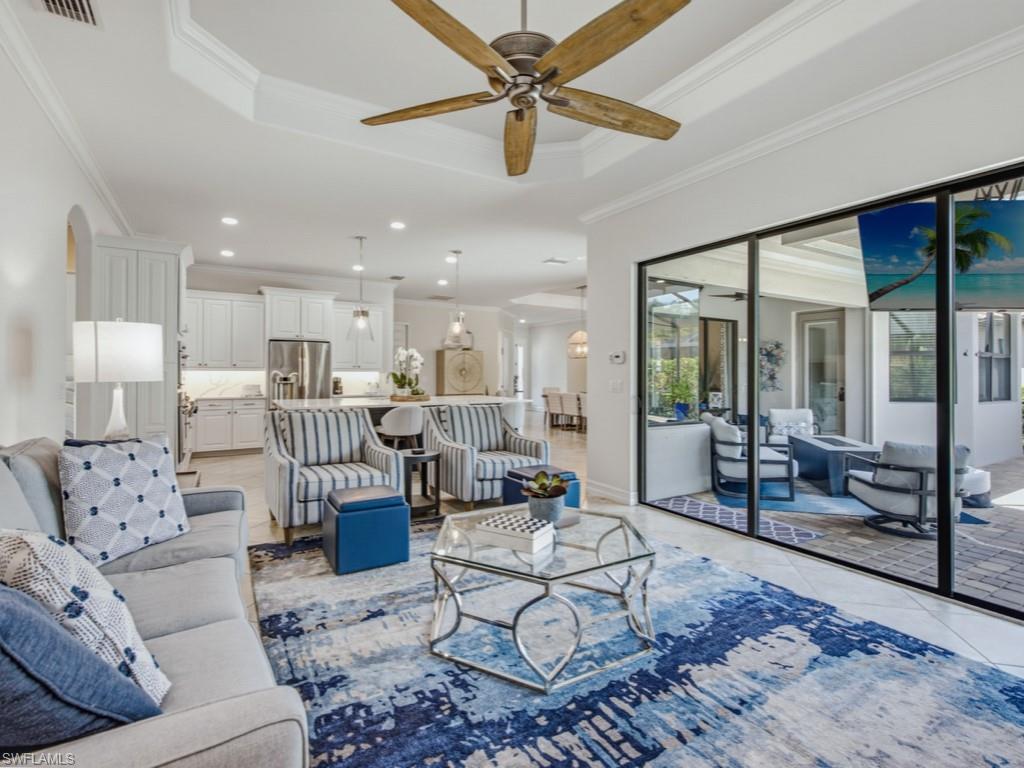 9546 Firenze CIR photo 18
