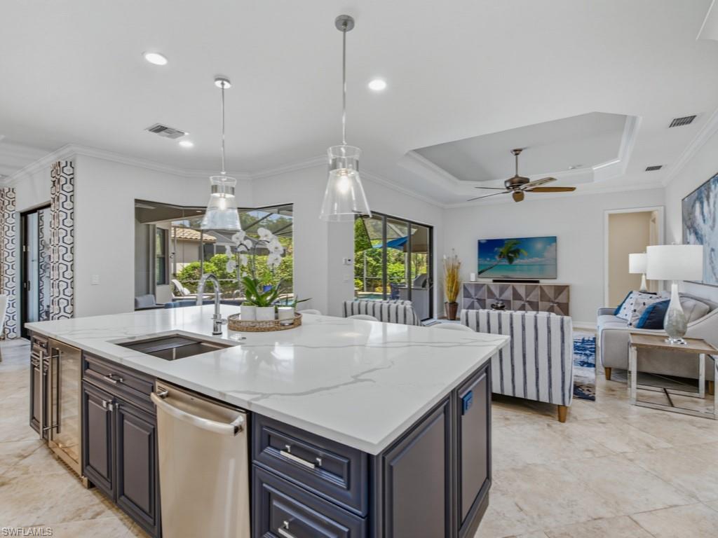 9546 Firenze CIR photo 11