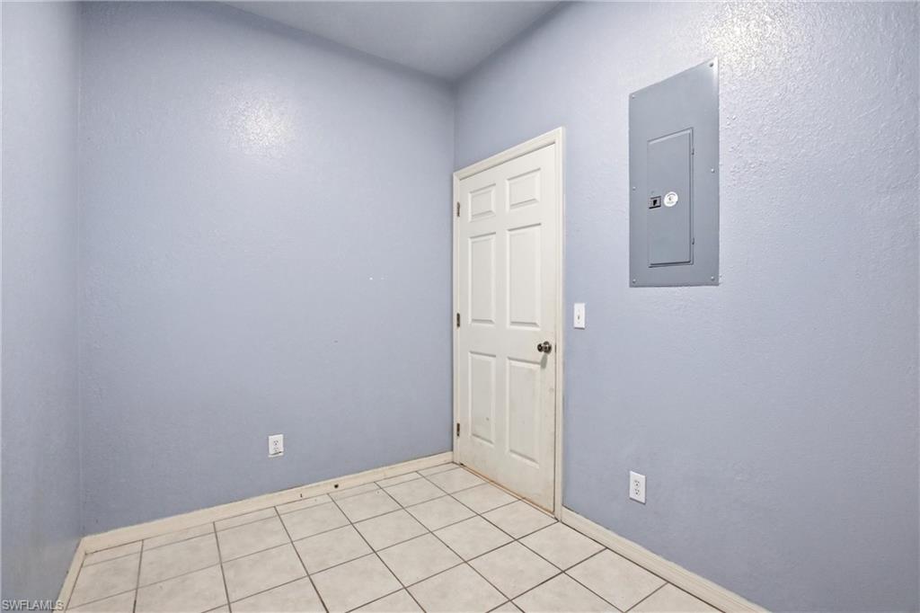 2433 George AVE S photo 19