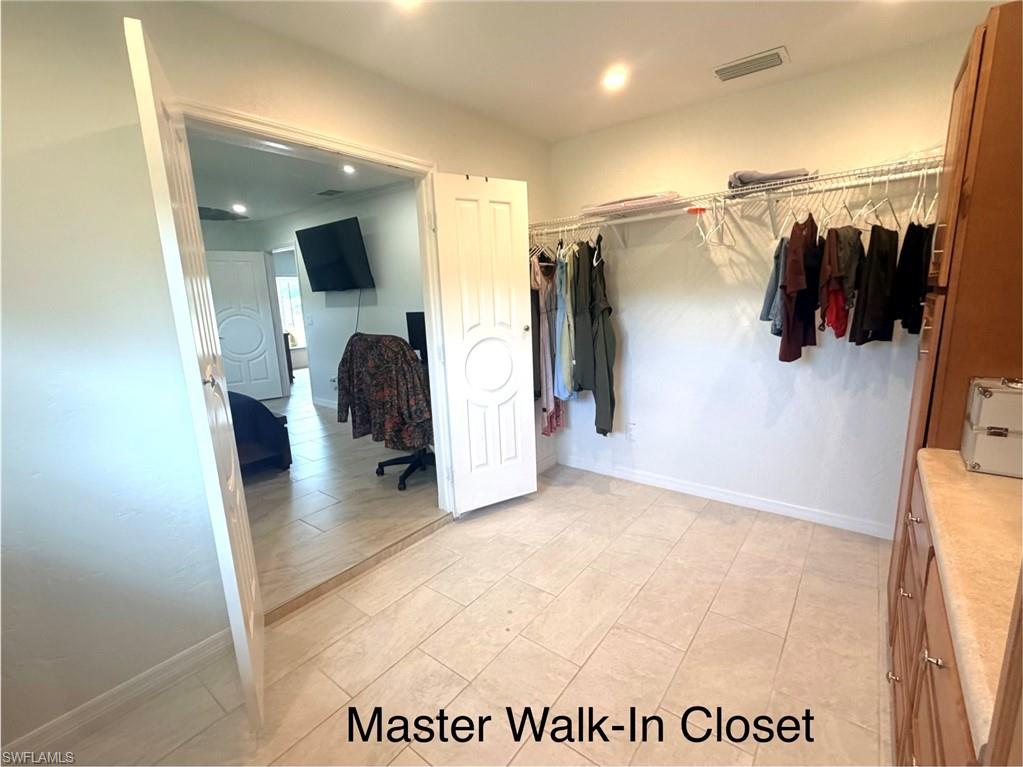 6505 Fawn LN photo 18