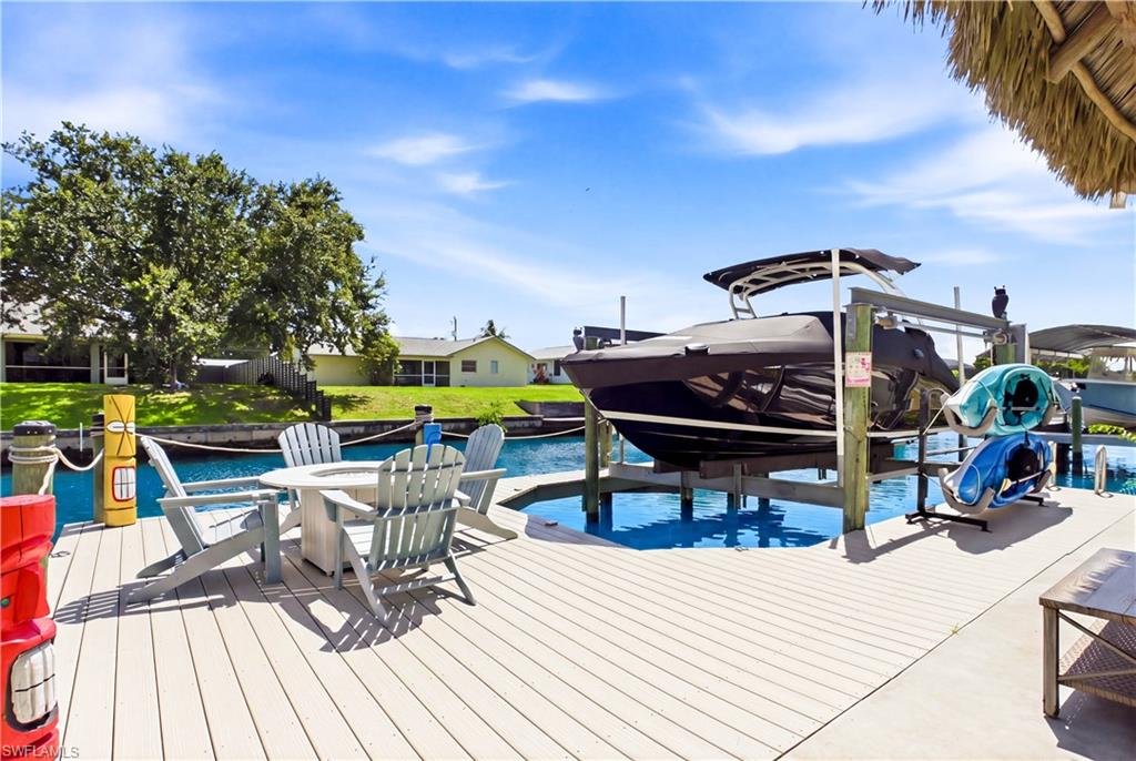 Composite decking, boat slip and plenty of space to entertain or fish of the dock.