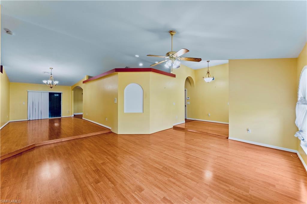 1222 Robert AVE photo 6