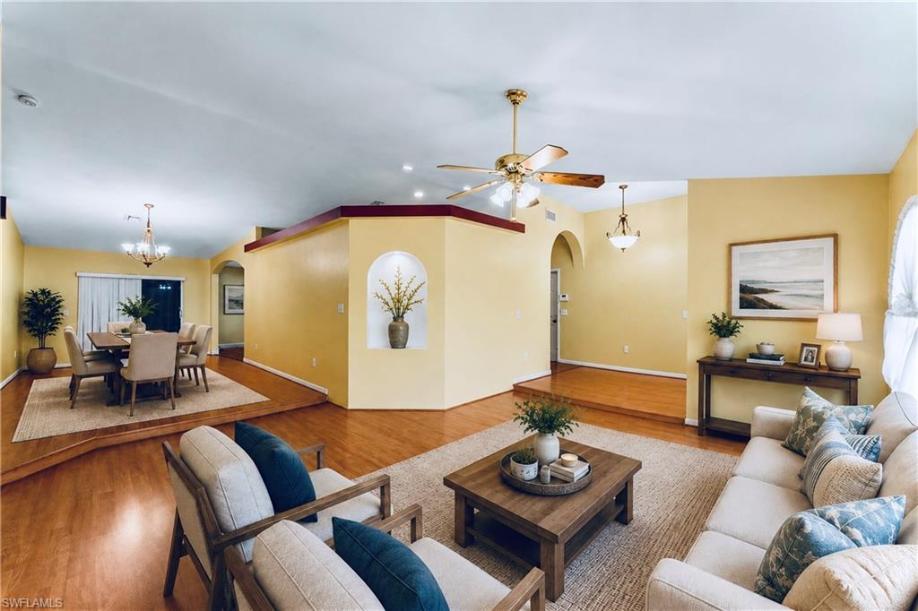 1222 Robert AVE
