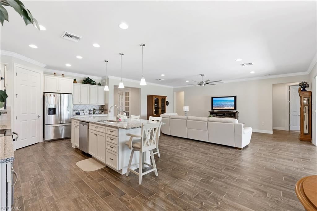 6017 Harmony DR photo 7
