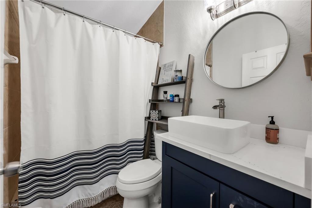 3525 35th AVE NE photo 16