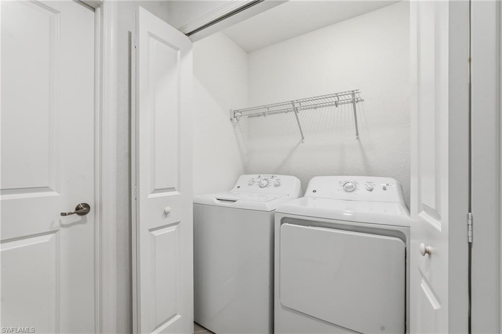 14257 Heritage Landing BLVD 1122 photo 21