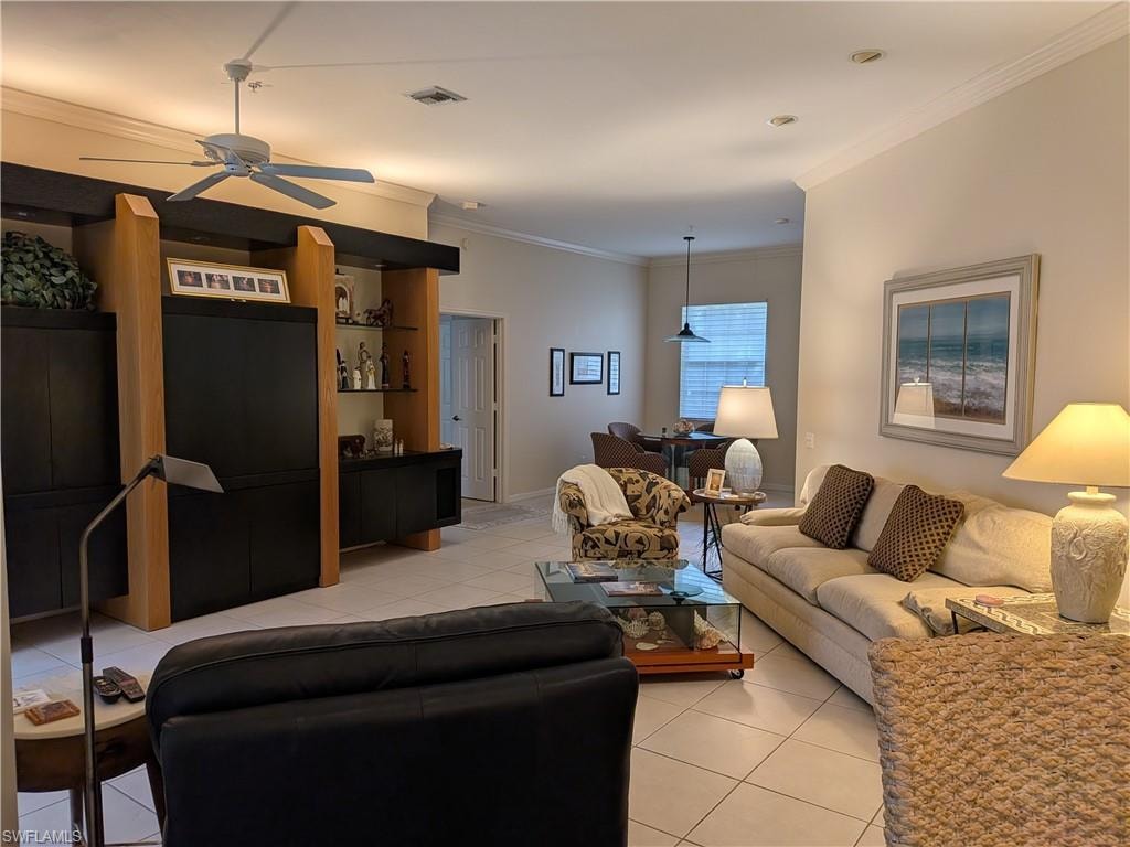 900 L Ambiance CIR 205