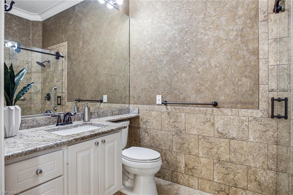 Primary bath has separate 2nd toilet and second sink
