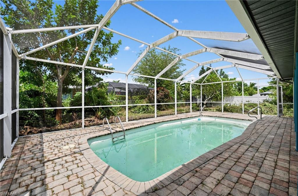 1325 SW 25th TER