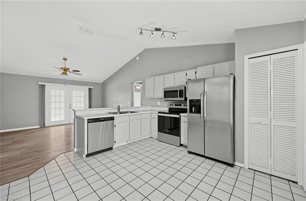 1325 SW 25th TER photo 11