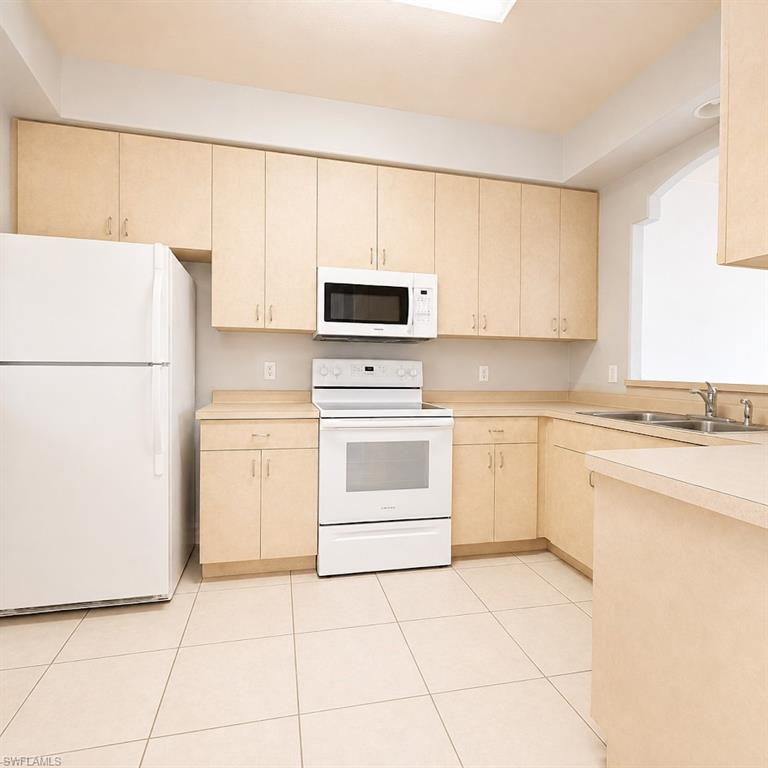 1126 SW 47th TER 103