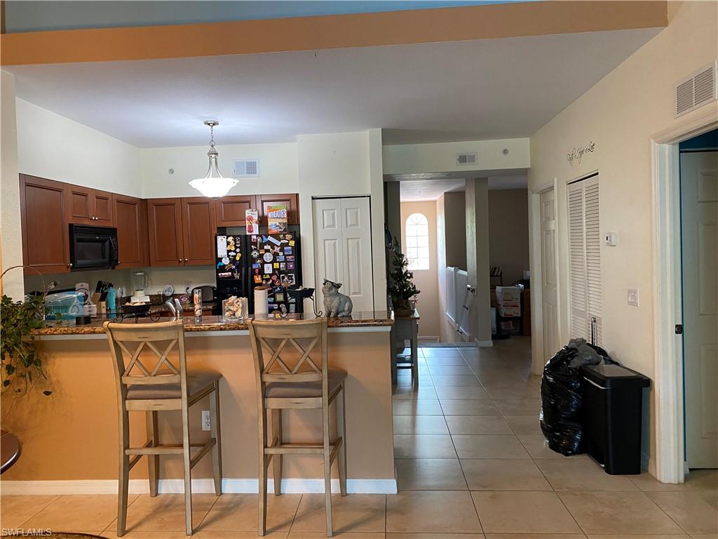 Breakfast Bar