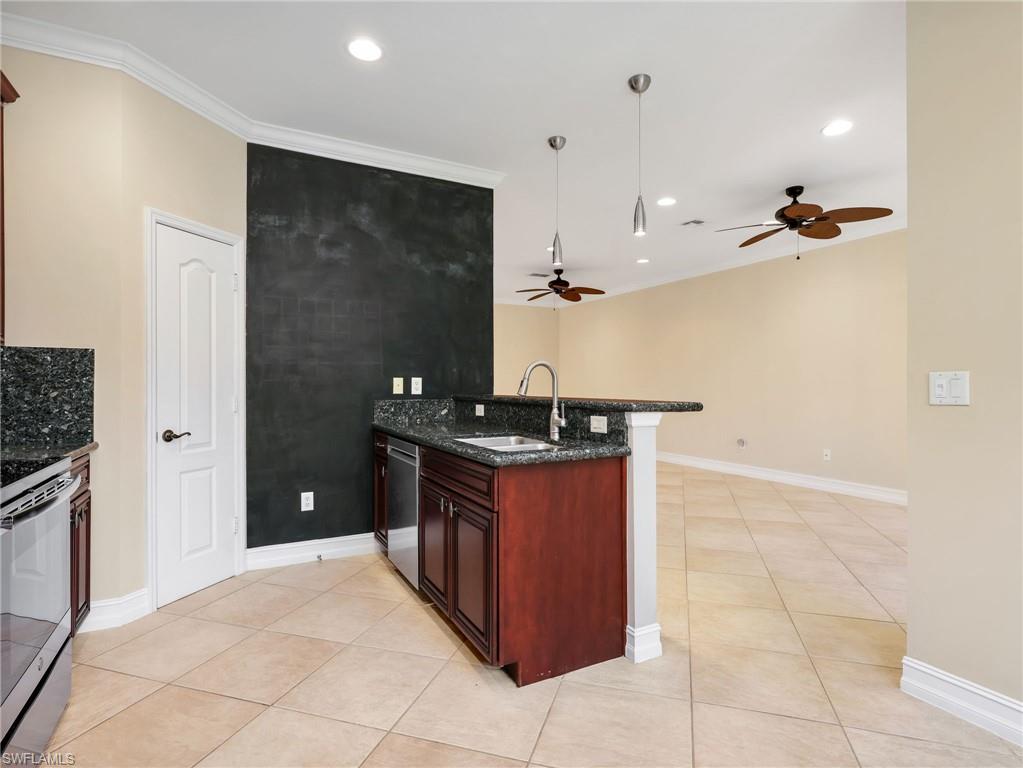 10221 Olivewood WAY 157 photo 15