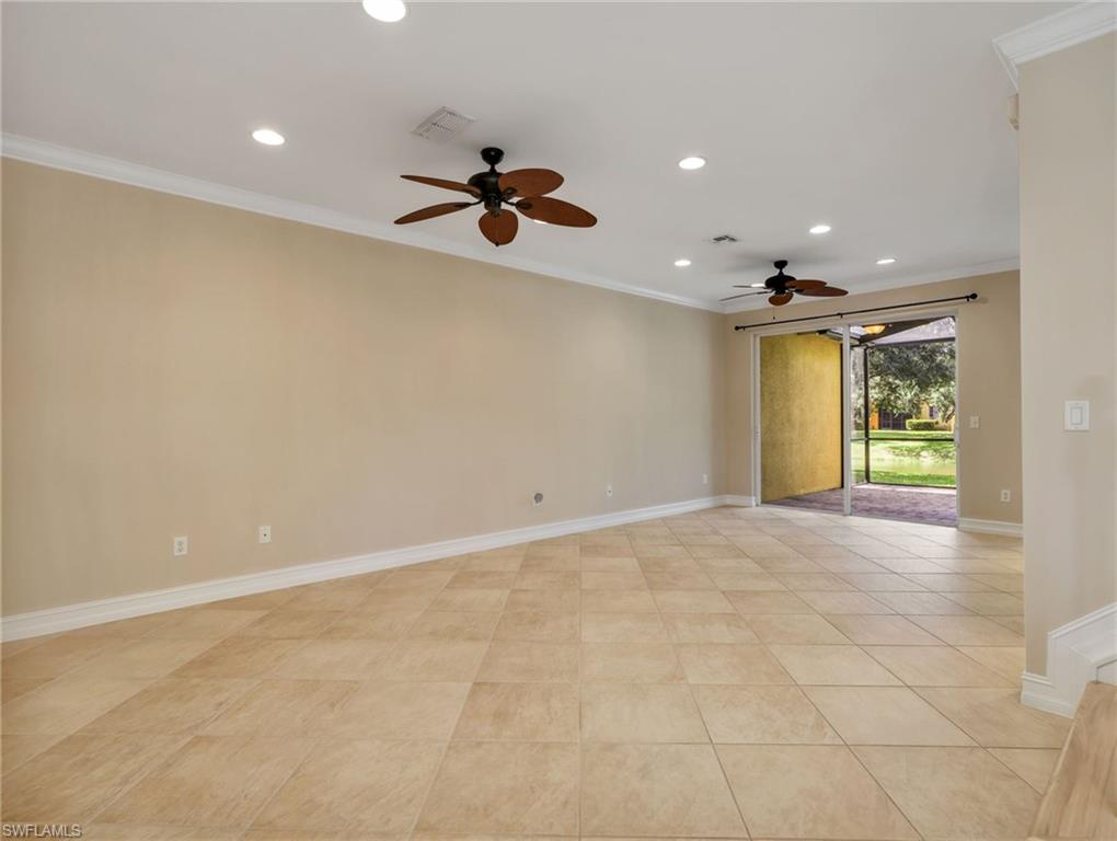 10221 Olivewood WAY 157 photo 11