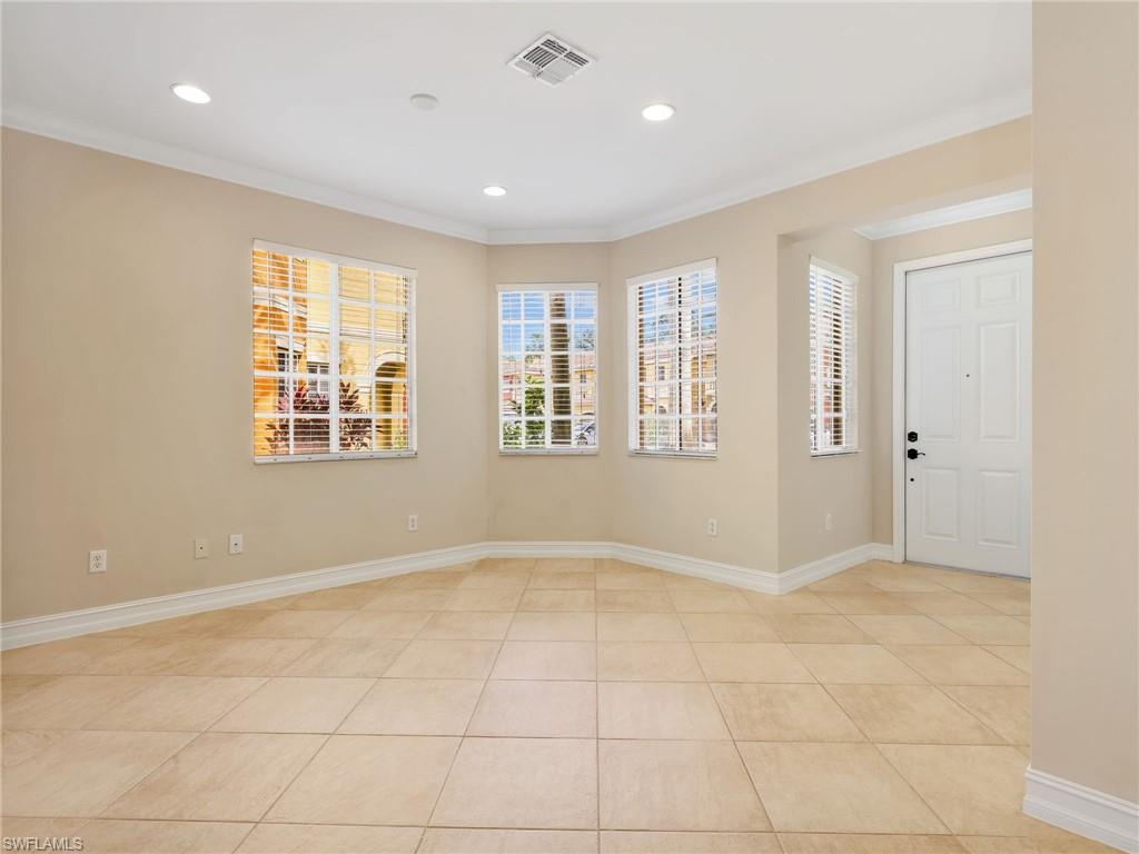 10221 Olivewood WAY 157 photo 8