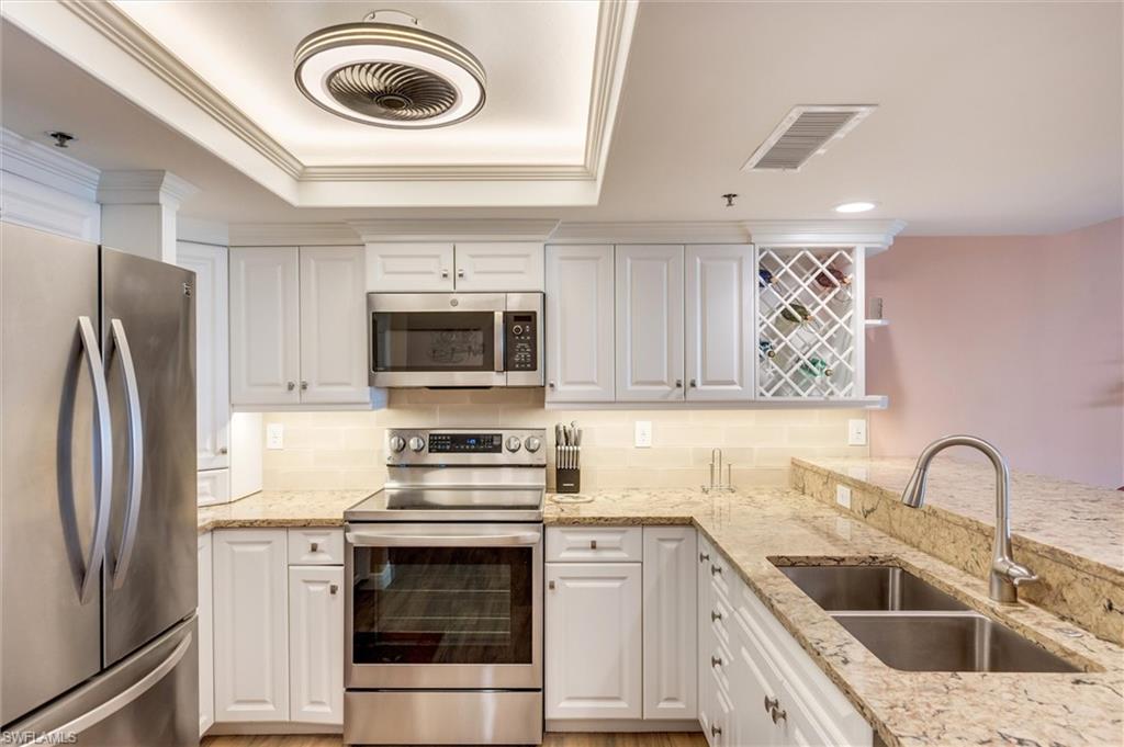 100 Collier BLVD 203 photo 22