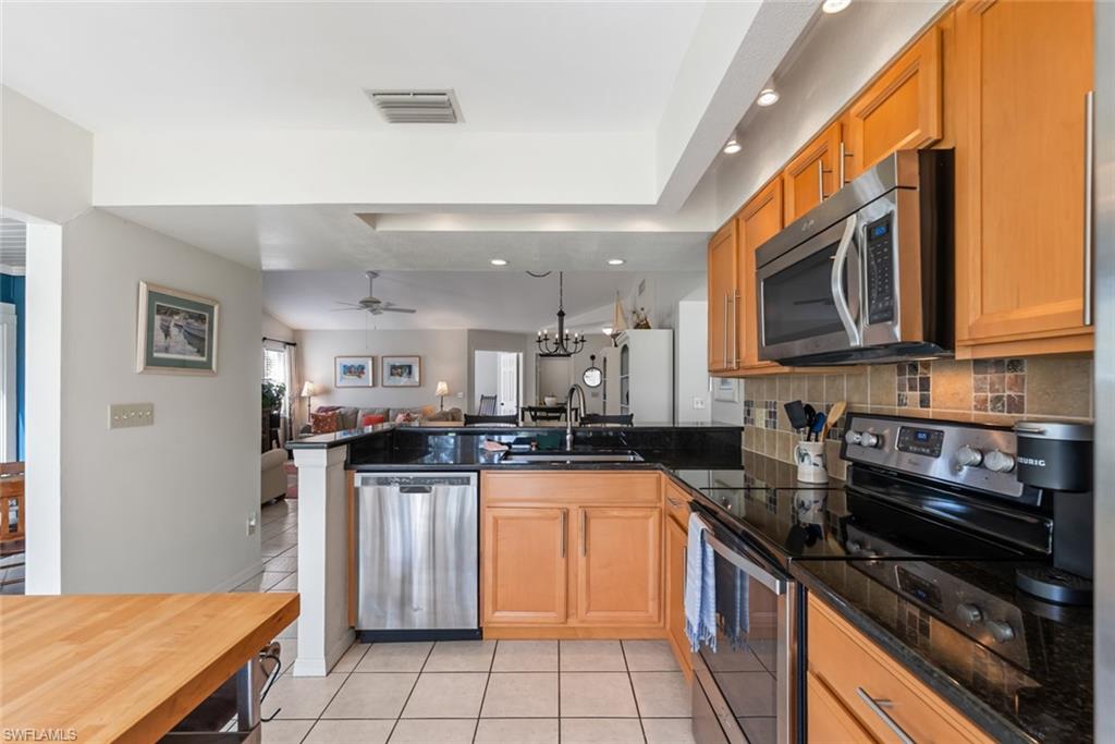 14608 Sagamore CT photo 17