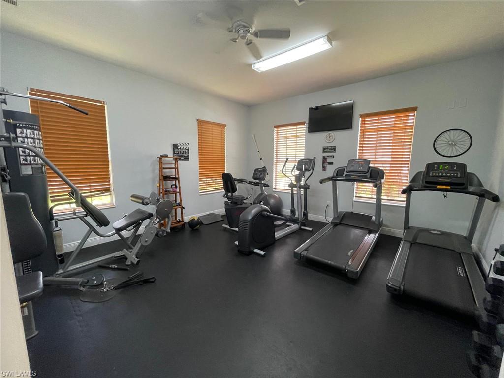 3637 Pine Oak CIR 105 photo 17