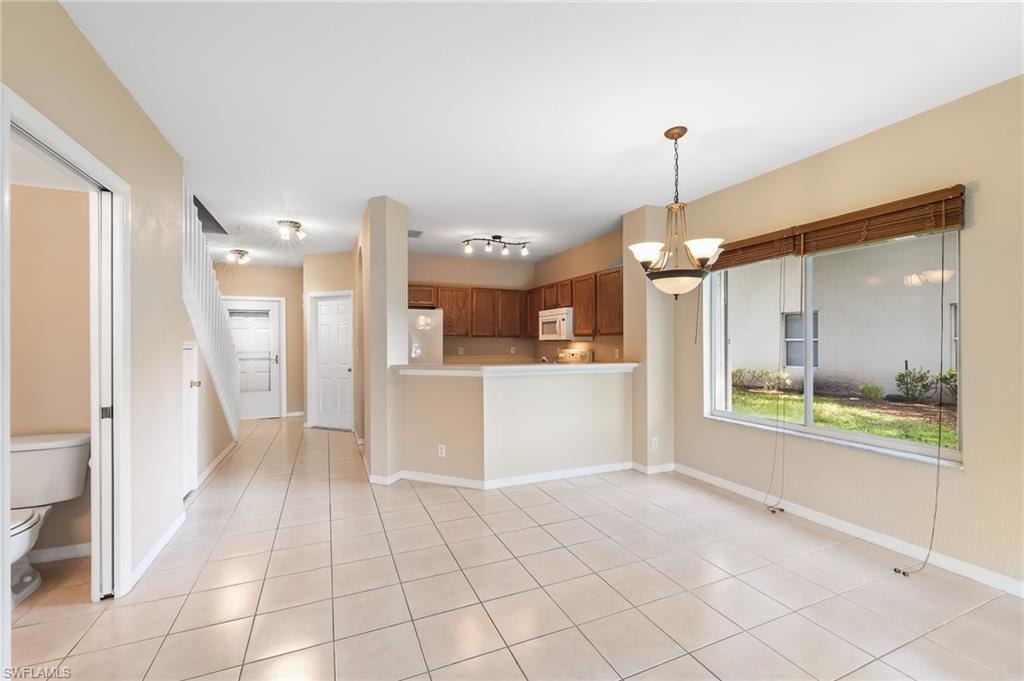 10059 Poppy Hill DR