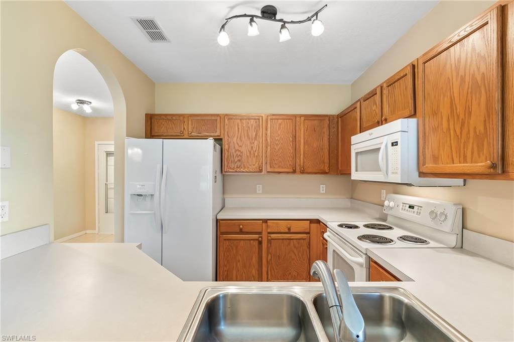 10059 Poppy Hill DR photo 10