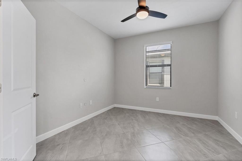 11368 Canopy LOOP photo 17