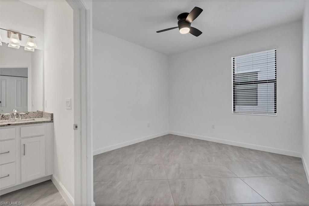 11368 Canopy LOOP photo 28