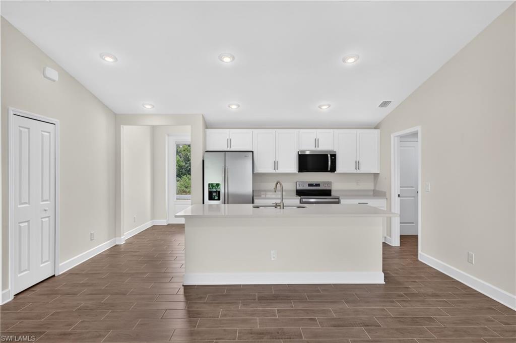 1908 NW 17th ST