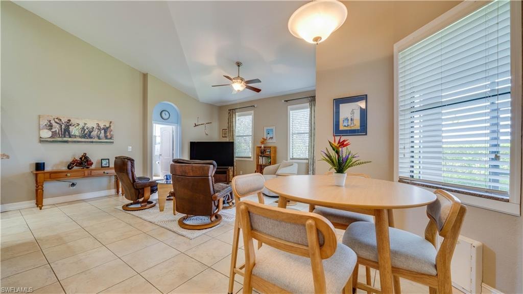 Verstaile space - Family room & breakfast nook; 1 full bathroom located thru archway