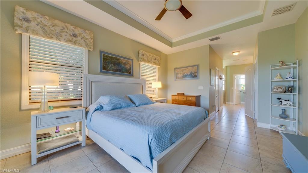 Primat suite features huge walk in closet & ensuite bathroom