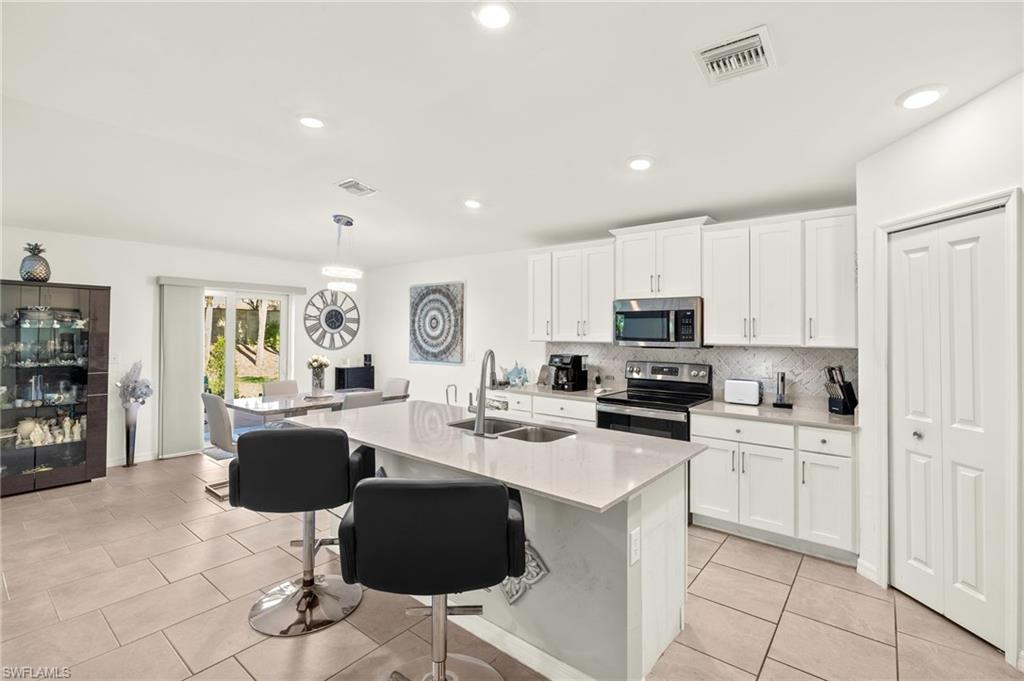 3813 Treasure Oak WAY photo 10