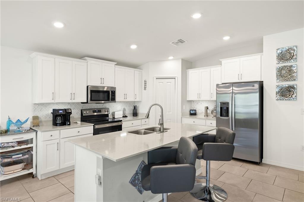 3813 Treasure Oak WAY photo 11