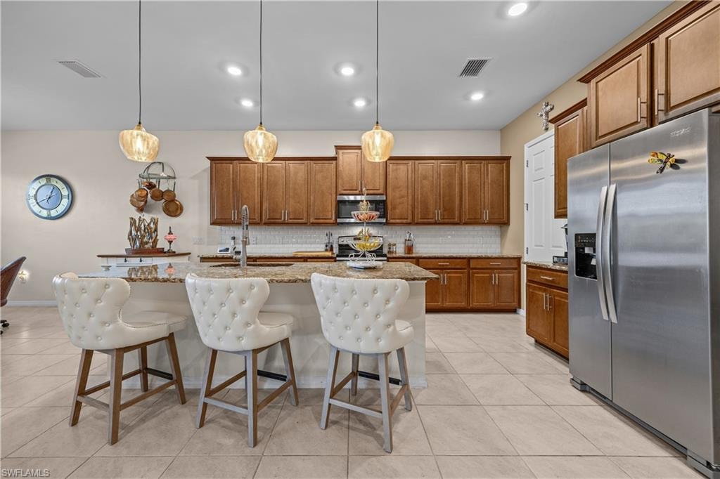 3286 Baravaldo CIR photo 12