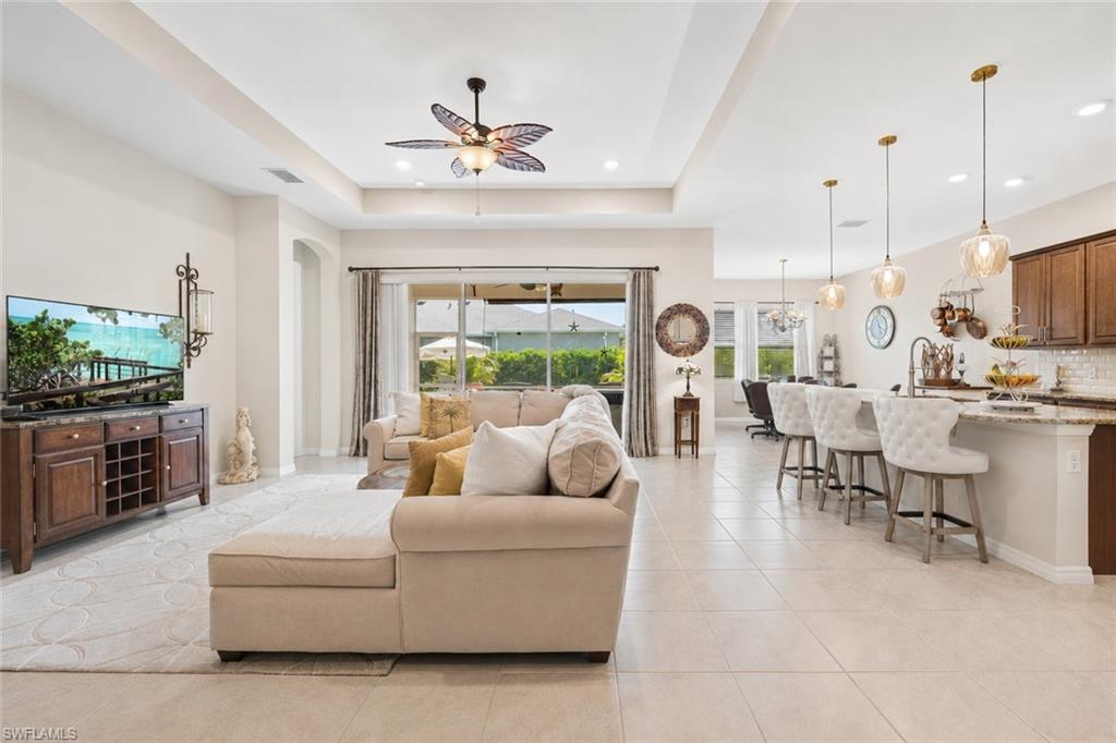 3286 Baravaldo CIR photo 7