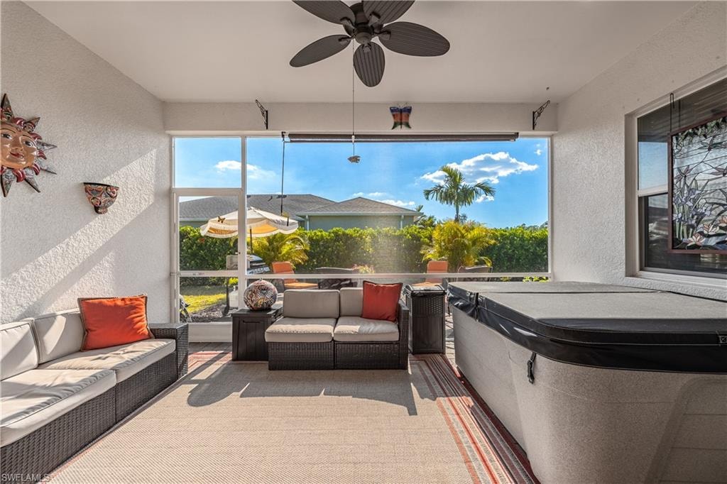 Screened Lanai with Hot Tub