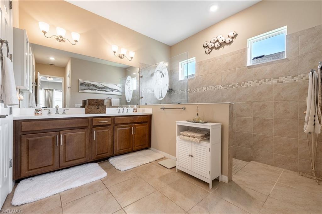 3286 Baravaldo CIR photo 18