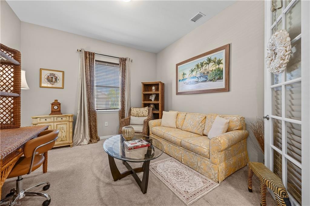Den, office or multi-use room