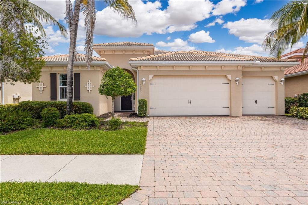 3987 Ashentree CT