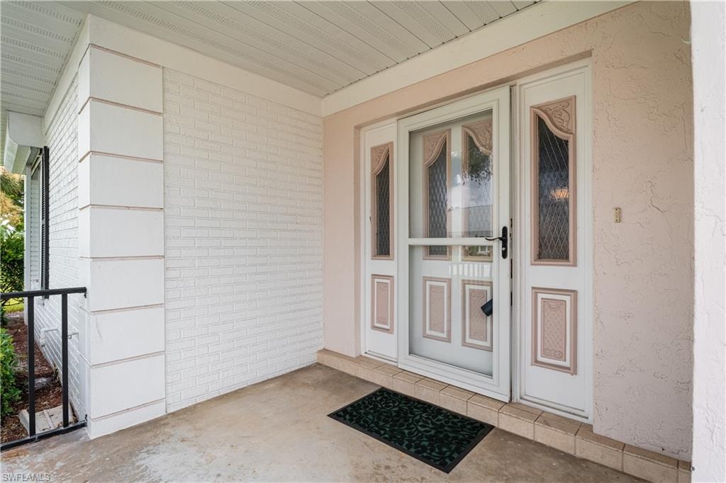 1238 N Brandywine CIR